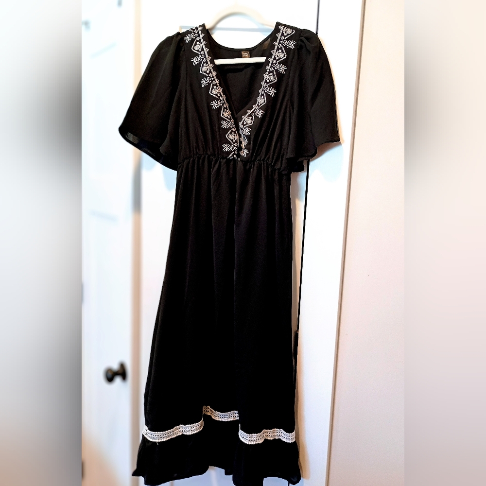 SHEIN Black Dress with White Embroidery